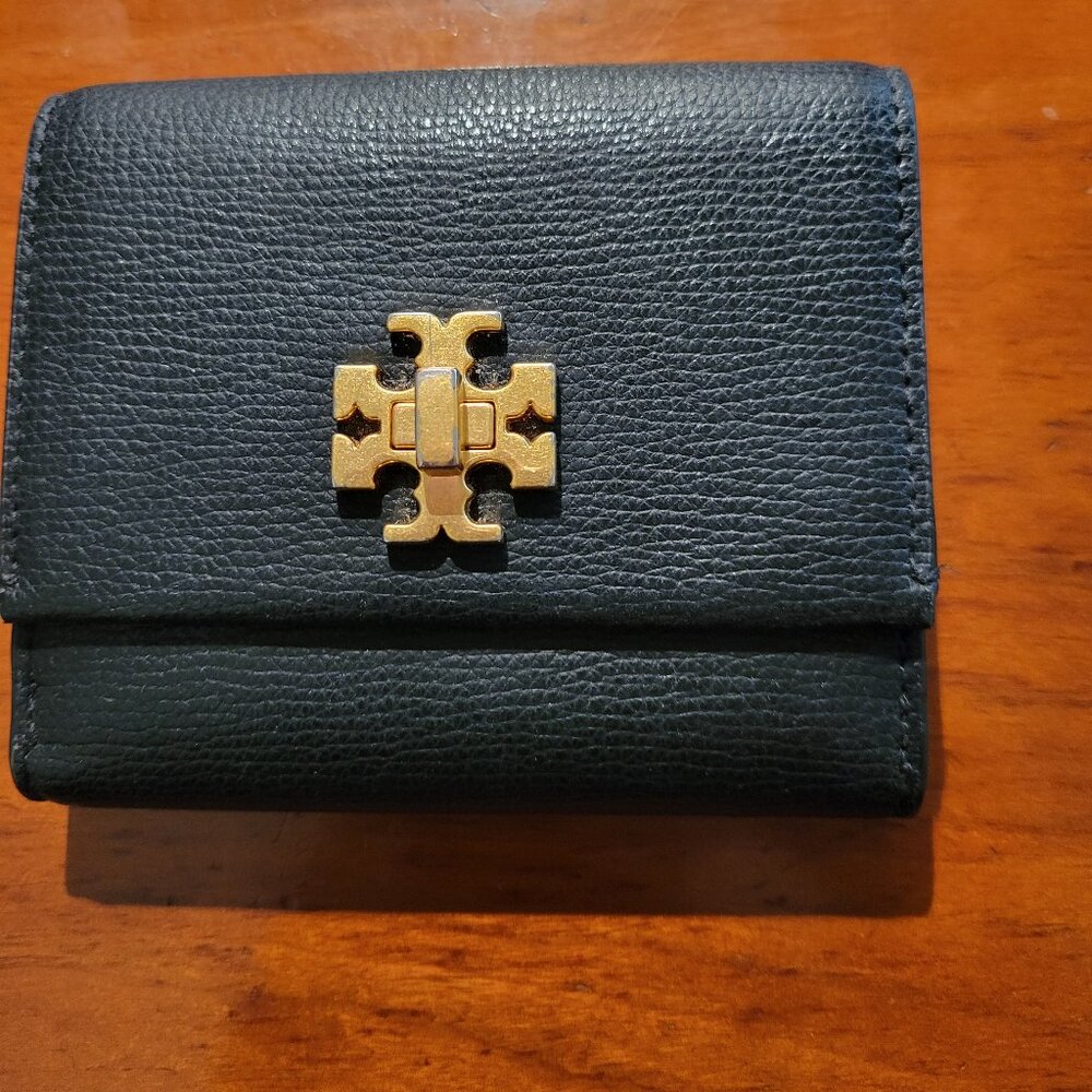Tory Burch Kira Wallet